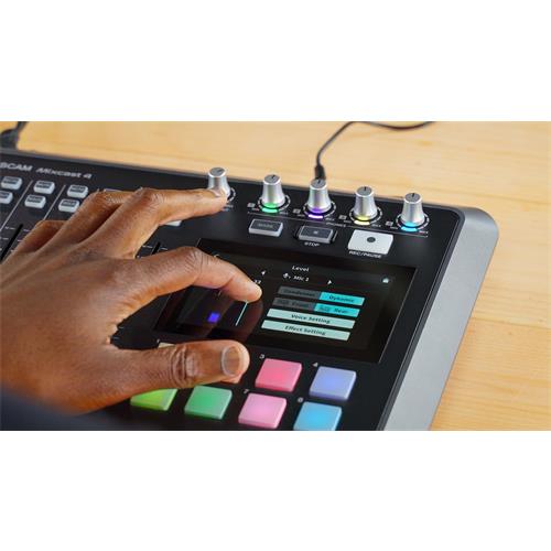 Mezclador interfaz de audio TASCAM MIXCAST 4