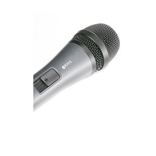 Microfono para vocalistas instrumentos e835S