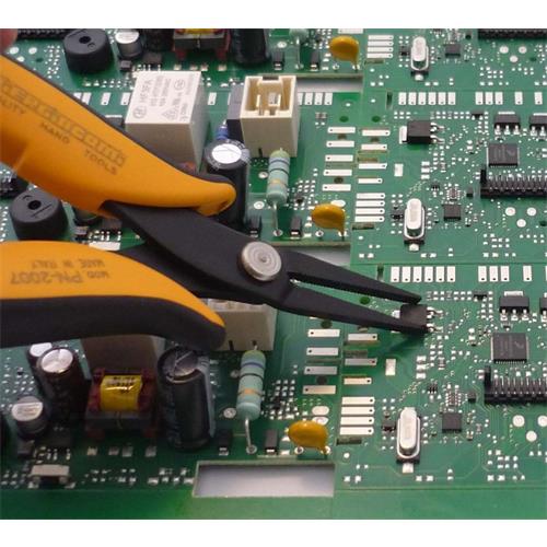 Alicate de de punta plana con mordazas PN2007 Alicate de de punta plana con mordazas PN2007