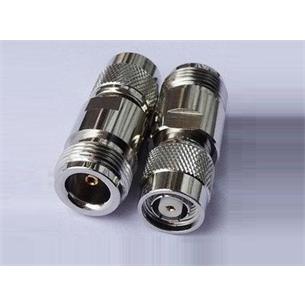 Adaptador TNC macho pin invertido/N hembra