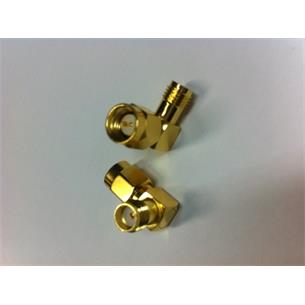 Adaptador Acodado SMA macho hembra