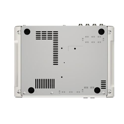 Interfaz de audio USB-C de 6 entradas y 4 salidas. Color blanco URX44 W