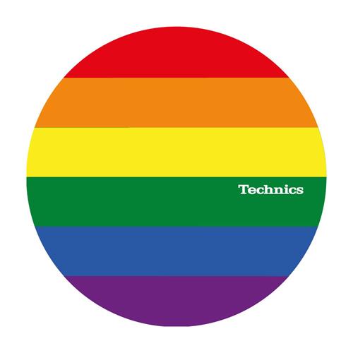 Patinadores giradiscos diseño Technics Pride