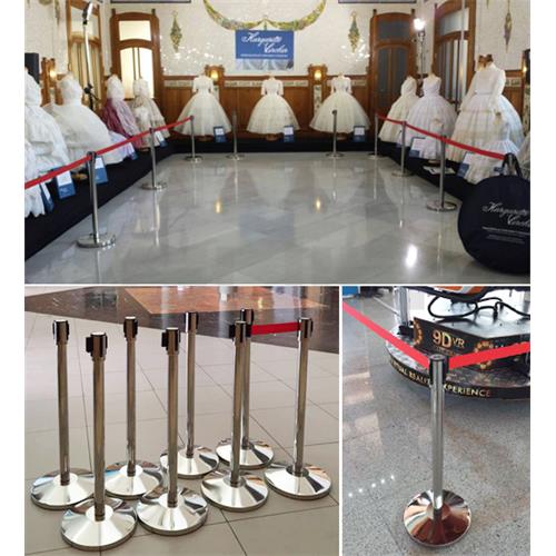 Pilar de acero inoxidable con cinta retráctil roja 3m PST-11