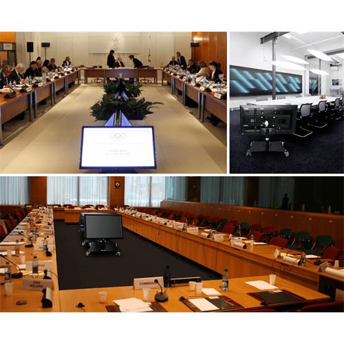 Soporte movil de altura reducida pantallas 65" PTR-25